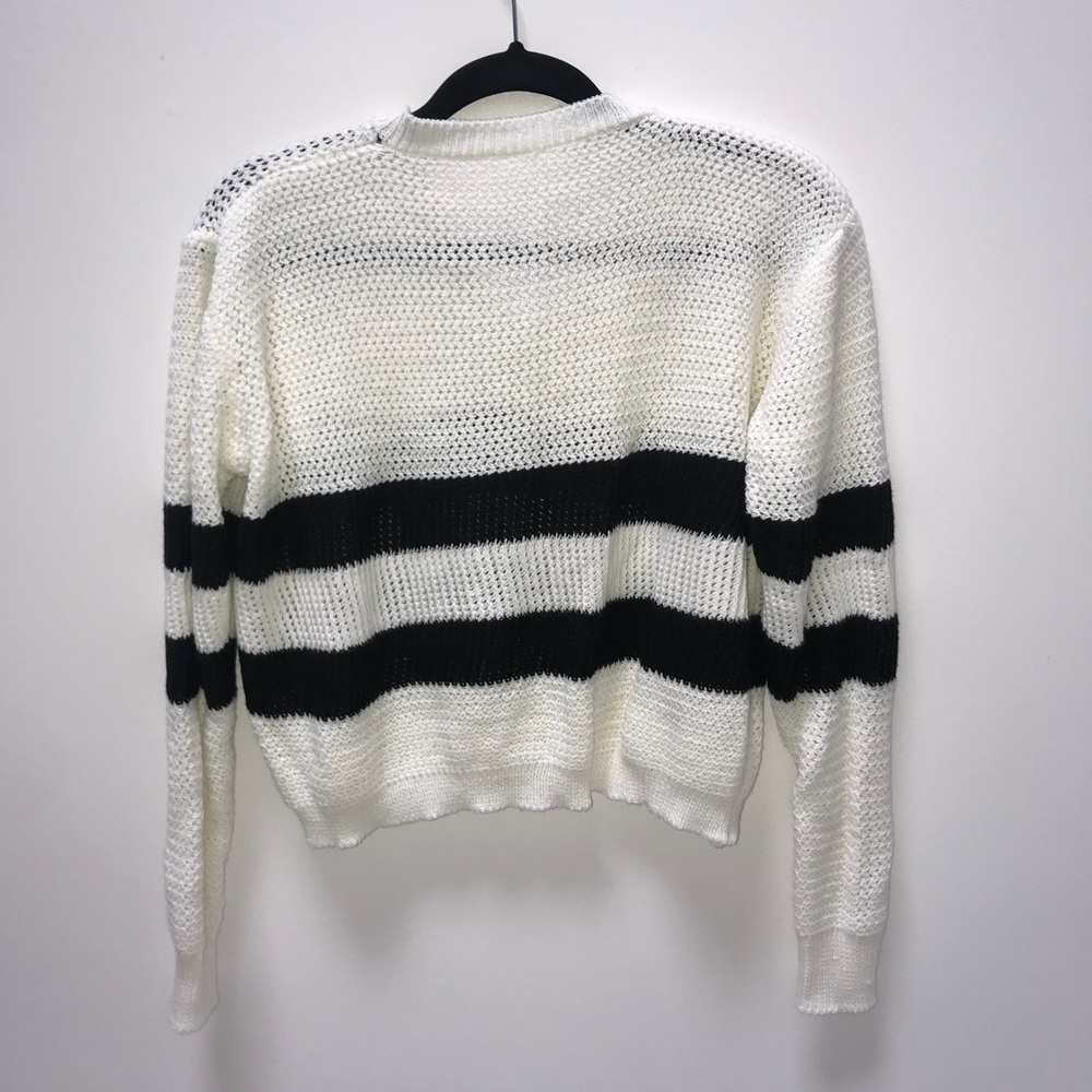 Striped Cropped Sweater - Picture 2 of 4